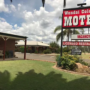 Colonial & Ivory's Restaurant Motel