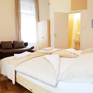 Westend Minihotel 3*, Budapest Hungary